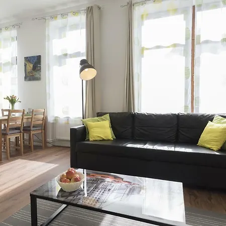 Apartment Niemetzstr 51 Berlin