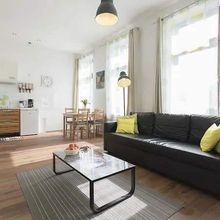 Apartment Niemetzstr 51 Berlin
